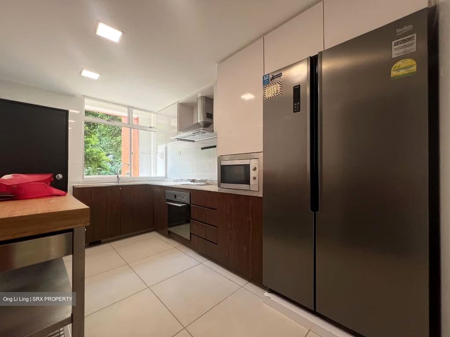 Watten Estate Condominium (D11), Condominium #560118071